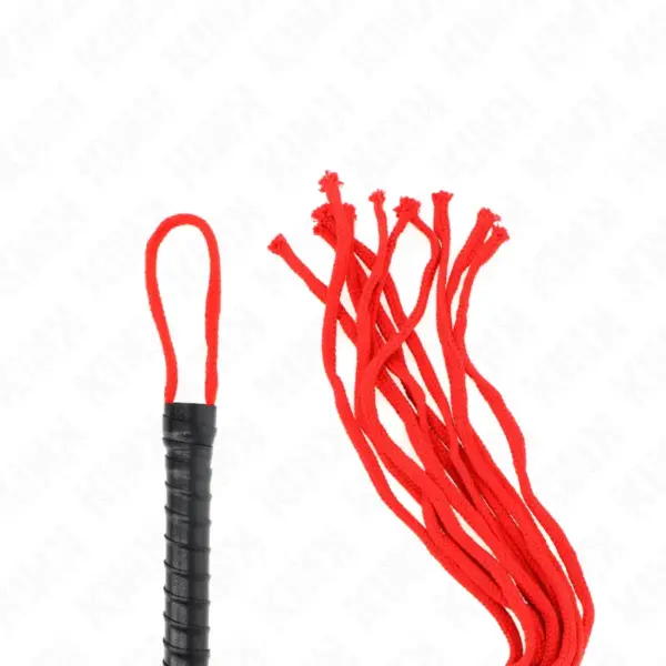 KINK - Látigo de Cuerda Rojo 56 cm - Intensidad y Placer en tus Juegos Eróticos - Imagen 5