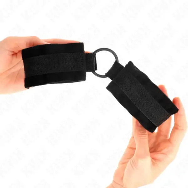 KINK - Muñequera Ajustable para Principiantes con Anilla Negra de 25 cm - Imagen 3