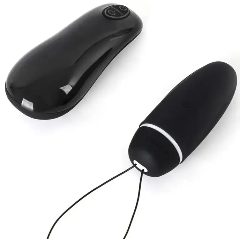 B SWISH - Bnaughty Deluxe Unleashed Negro