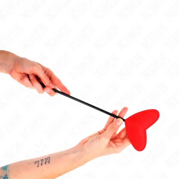 KINK - Pala Forma de Corazón Rojo 33 x 10 cm - Imagen 4