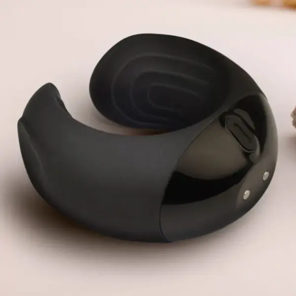 ROCKS-OFF - Echo Masturbador Vibrador Negro: Placer Ergonómico y Potente - Imagen 3