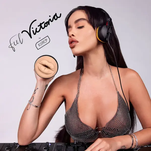 KIIROO - Feel Victoria June Boca: La Experiencia Más Cercana a Ella - Imagen 7