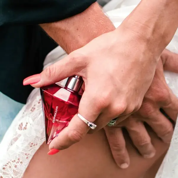 EYE OF LOVE - MATCHMAKER RED DIAMOND PERFUME FEROMONAS PARA ELLA 30 ML - Imagen 9