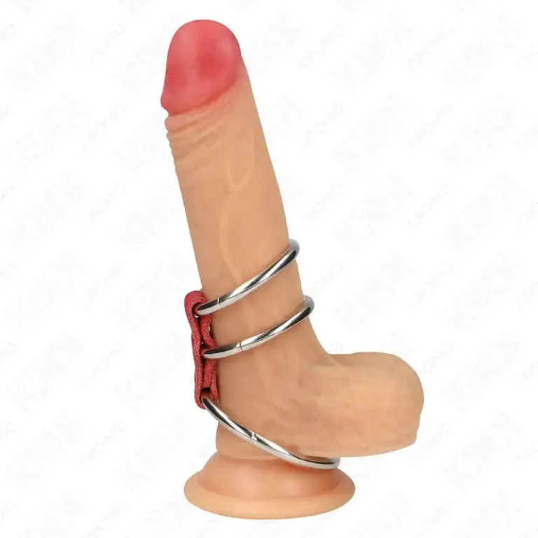 KINK - Anillo Pene Triple Metal 3.7 cm a 5 cm Conectados con Cuero Rojo
