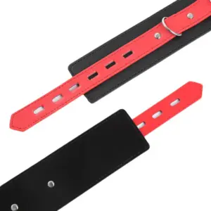 OHMAMA FETISH - Lock Buckle Wrist Restraints: esposas ajustables de imitación piel