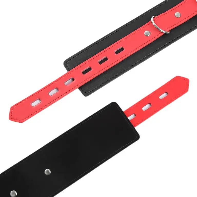 OHMAMA FETISH - Lock Buckle Wrist Restraints: esposas ajustables de imitación piel